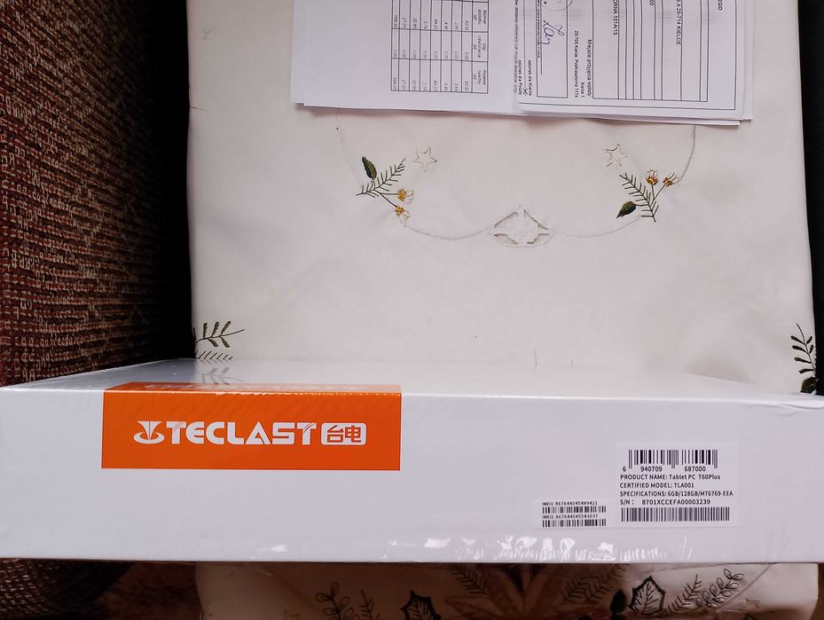 Tablet TECLAST T-60 Plus 12-cali, Nowy, 16GB, 128GB, WIFI,  IPS, LTE,