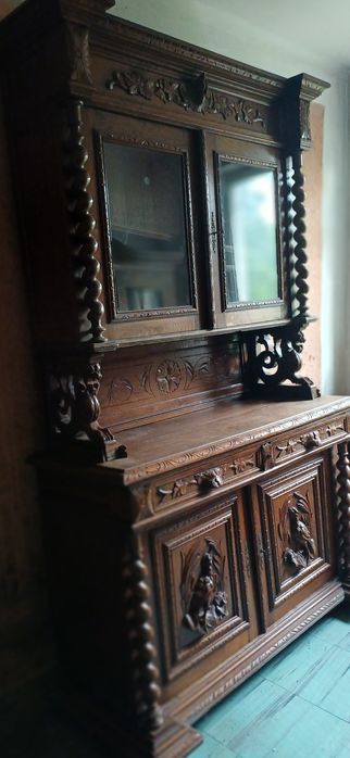 Kredens zadbany do odswiezenia