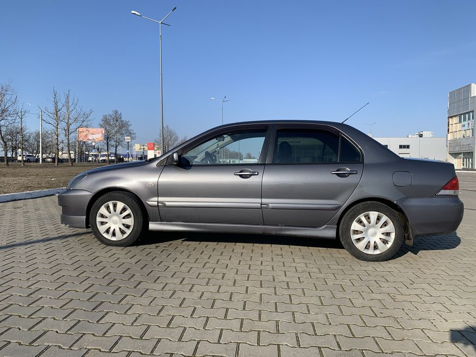 Продам ланцер 9 2007р 1.6