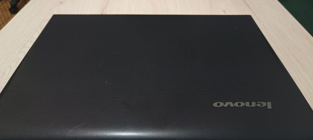Laptop LENOVO IdeaPad 100-15IBD i3-5005U 4GB RAM 1TB HDD Windows 10 Ho