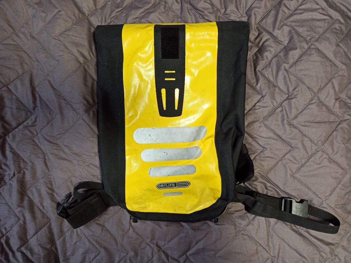 Гермо рюкзак вело Ortlieb Velocity 24L Black Yellow