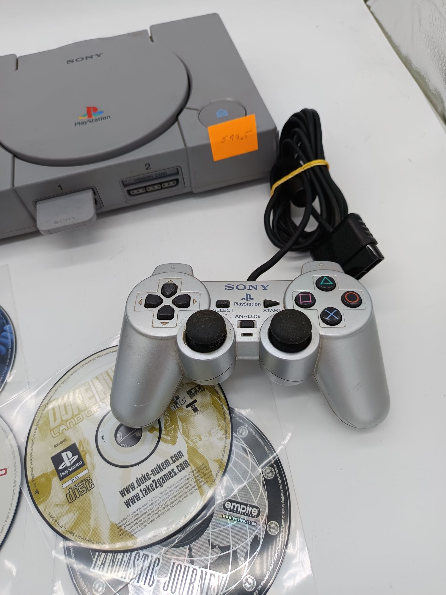 Konsola PlayStation 1 PSX + pad + gry Spyro i więcej