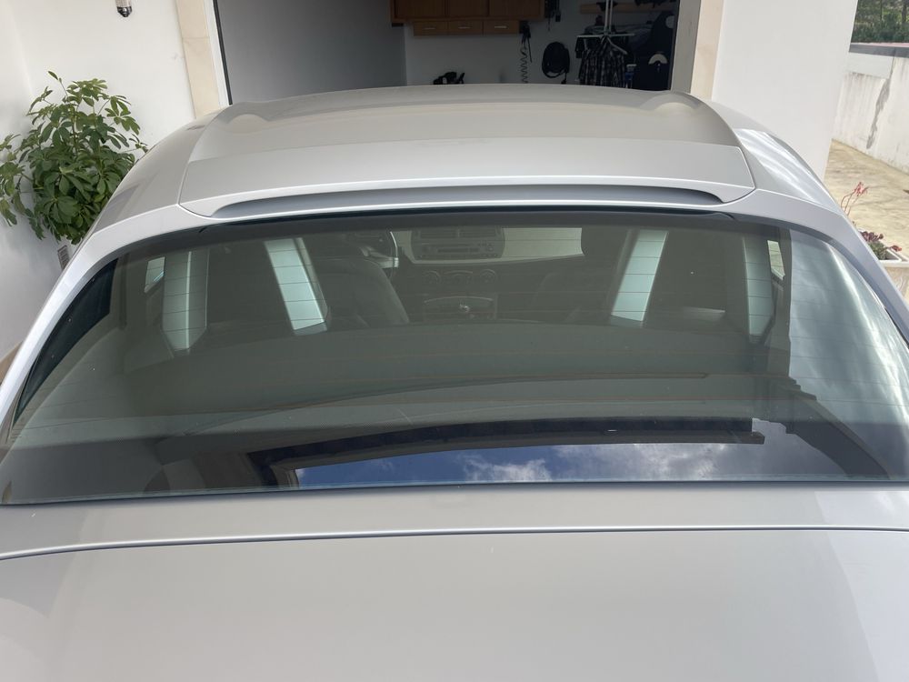 Hardtop BMW Z4  cor cinza em bom estado