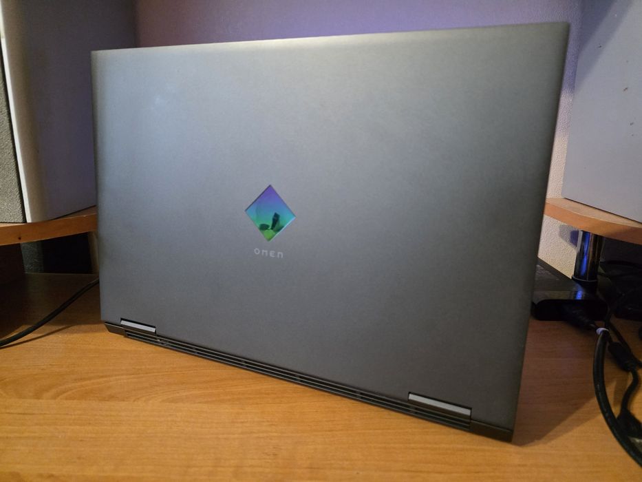 Очень мощный игровой ноутбук HP omen RTX 3060 16/512gb r5 5600H 144Hz
