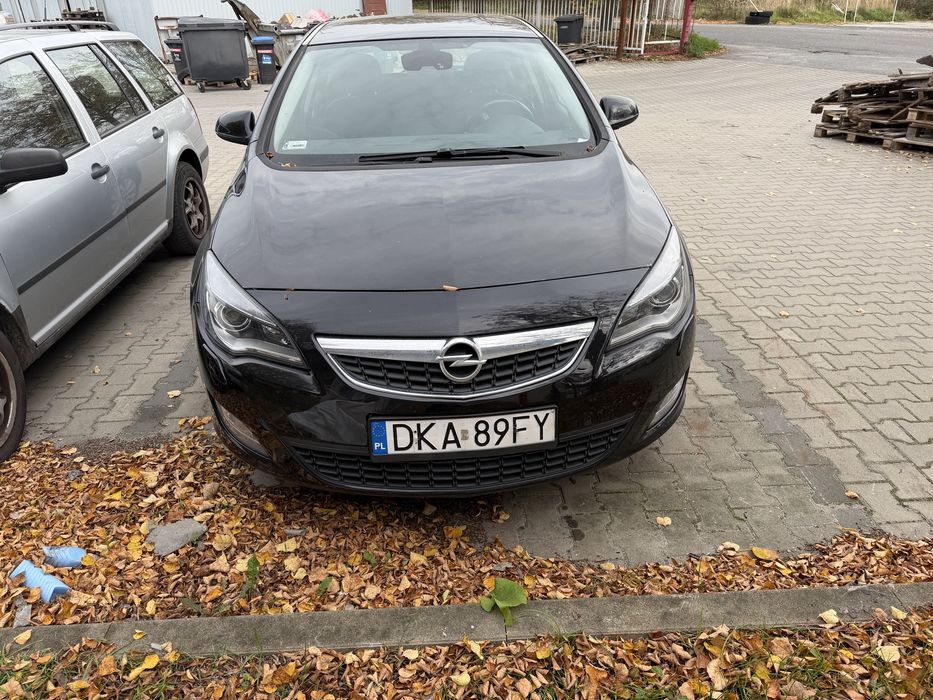 Opel Astra 1,4 turbo. FV 23%