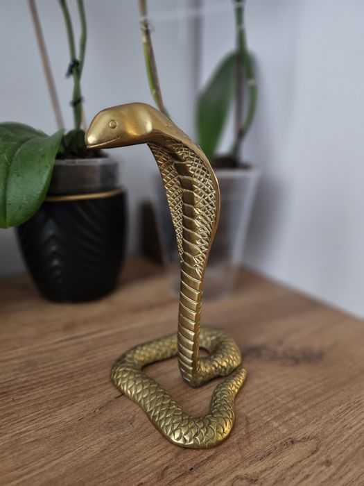 figurka kobra mosiężna