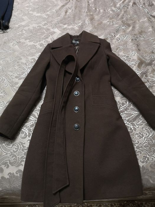 Отличное кашемировое демисезонное пальто