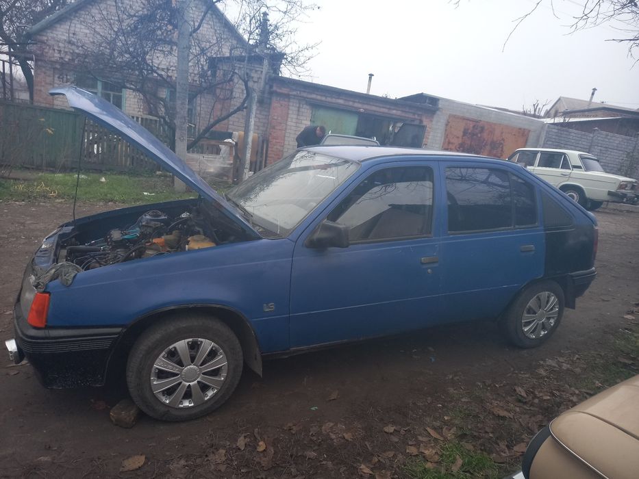 Продам Опель на полном ходу