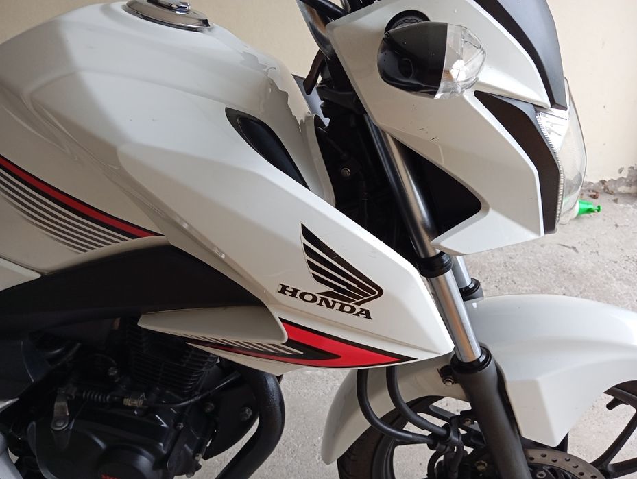 Honda cbf 125 em excelente estado