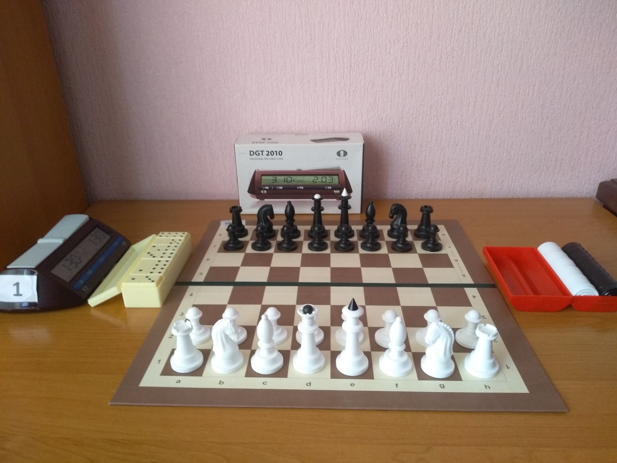 Шахмати+шашки+біле доміно+двостороння дошка
