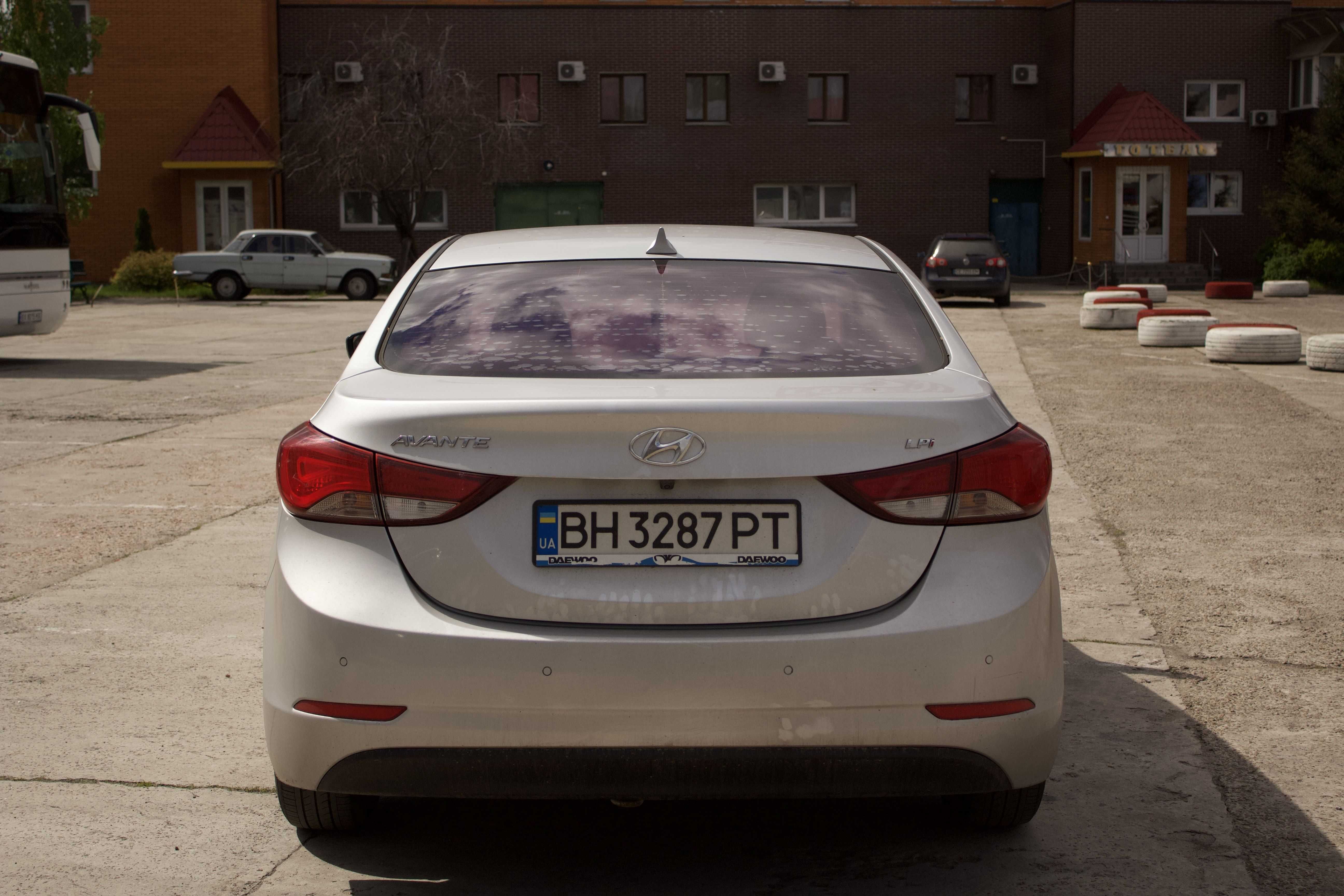 Оренда авто Hyundai Avante під таксі та особисте користування