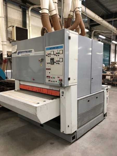 Szlifierka szerokotaśmowa Saturn