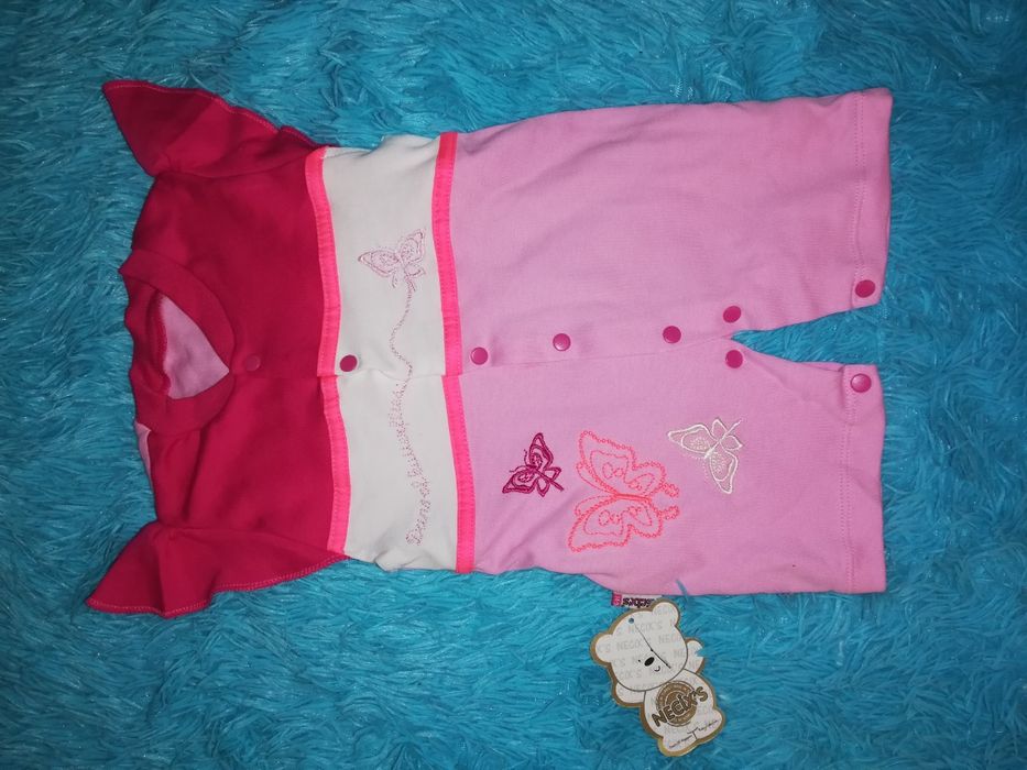 Nowe rampersy dziewczęce r. 74