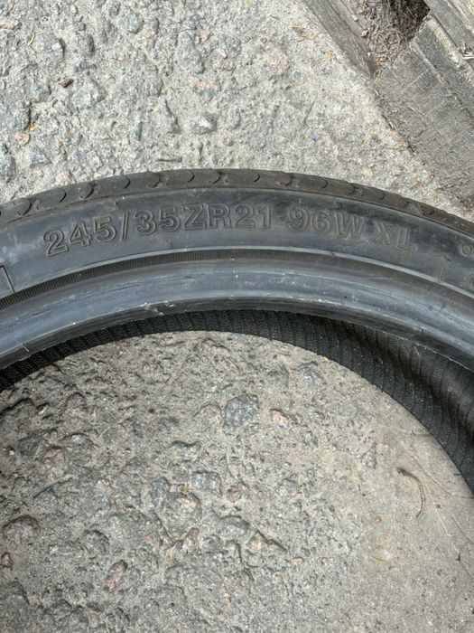 Колеса гума з Німеччини 245/35 R21 Умань великий вибір