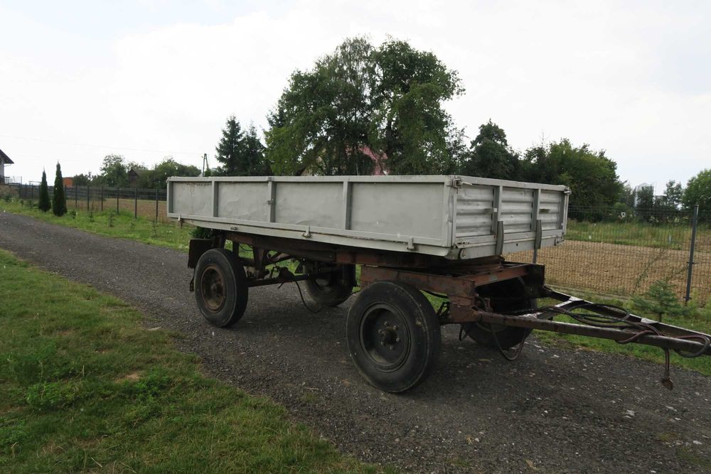 Przyczepa D7 wywrotka 3 strony