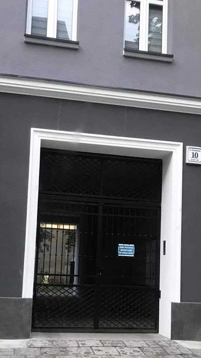 Kawalerka Centrum Racławicka 10 24m całkowity koszt 1850zł.