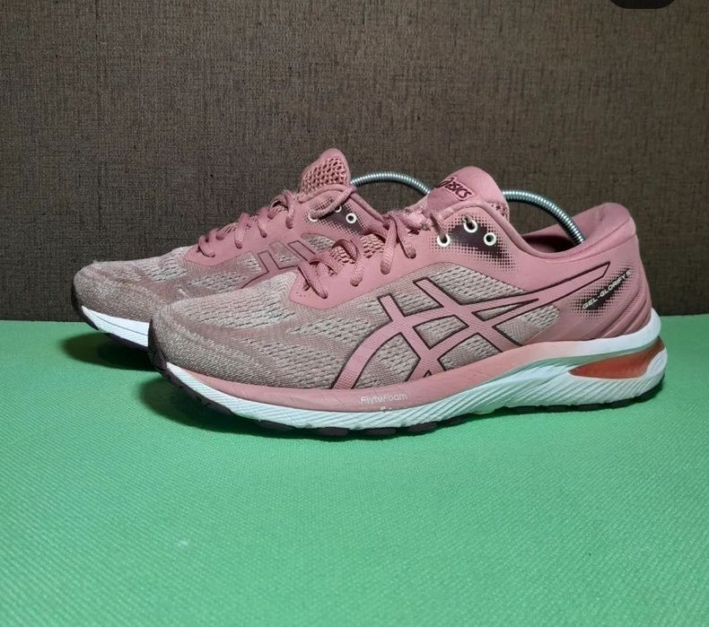 Asics Gel Glorify 5