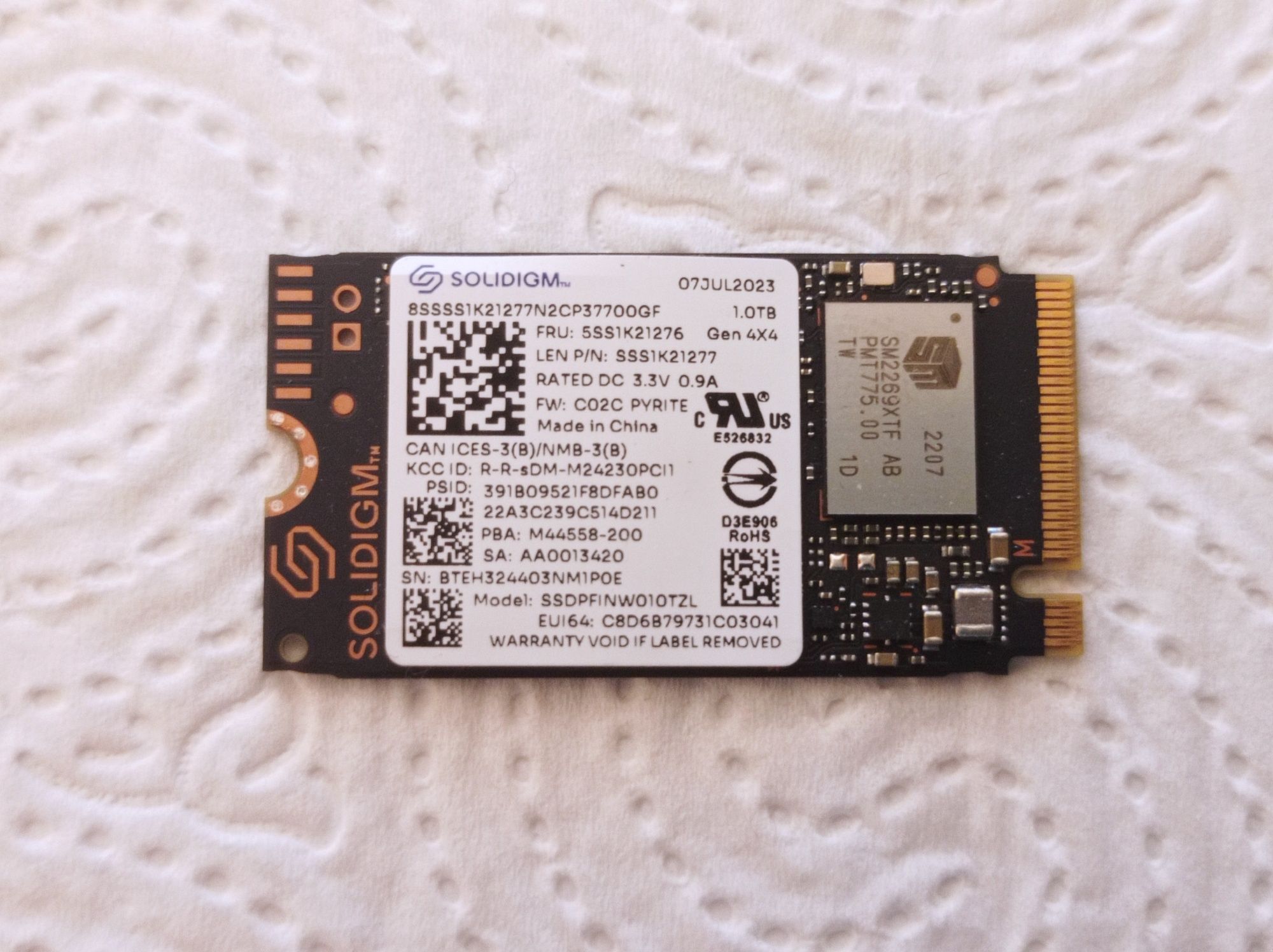 Dysk SSD Solidigm 1TB  ssdpfinw010tzl 1024GB