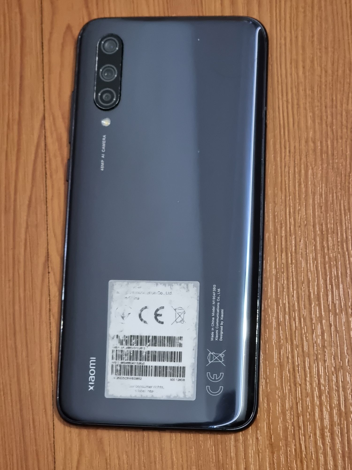 Vendo Xiaomi Mi 9 Lite - Como Novo + película e capa