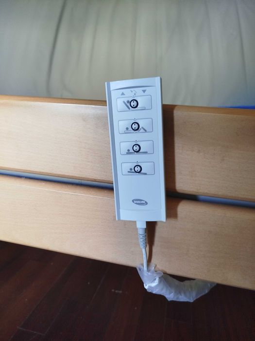 2 camas articulas elétricas + colchões anti escaras