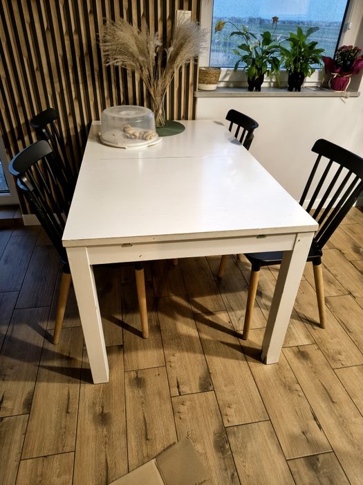 Oddam stół biały rozkładany ZA DARMO