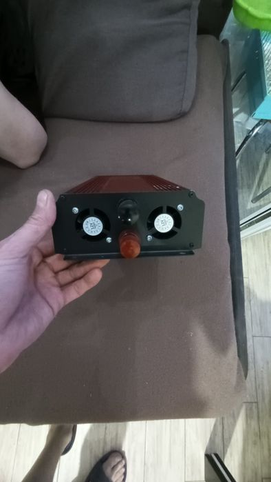 Інвертор.  2000w