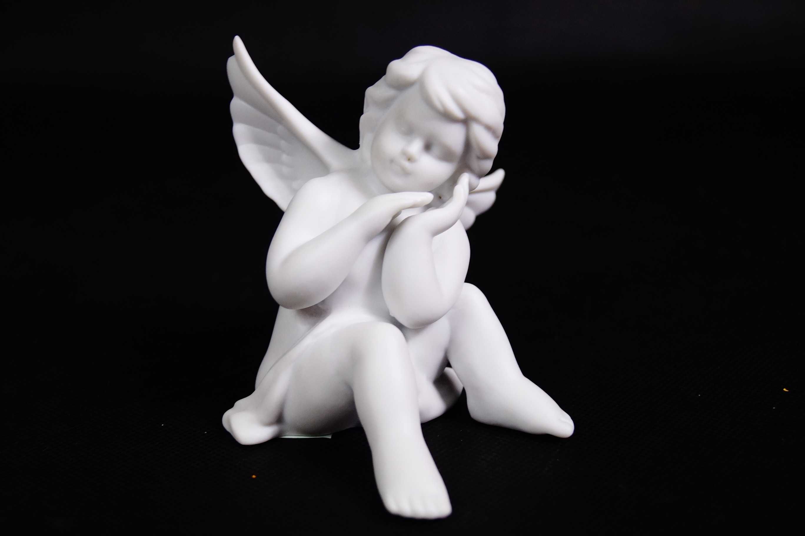 Aniołek figura porcelanowa Rosenthal biskwitowa anioł 14