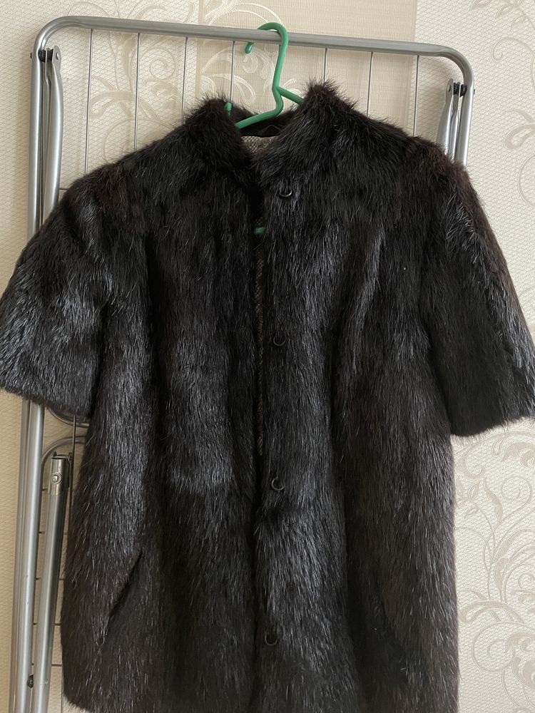 Шубка з коротеньким рукавчиком