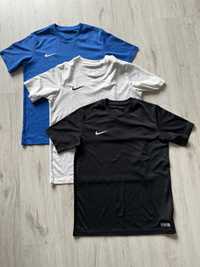 Koszulki sportowe Nike 13-15YRS