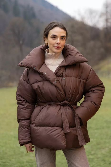 Зимовий пуховик TWICE