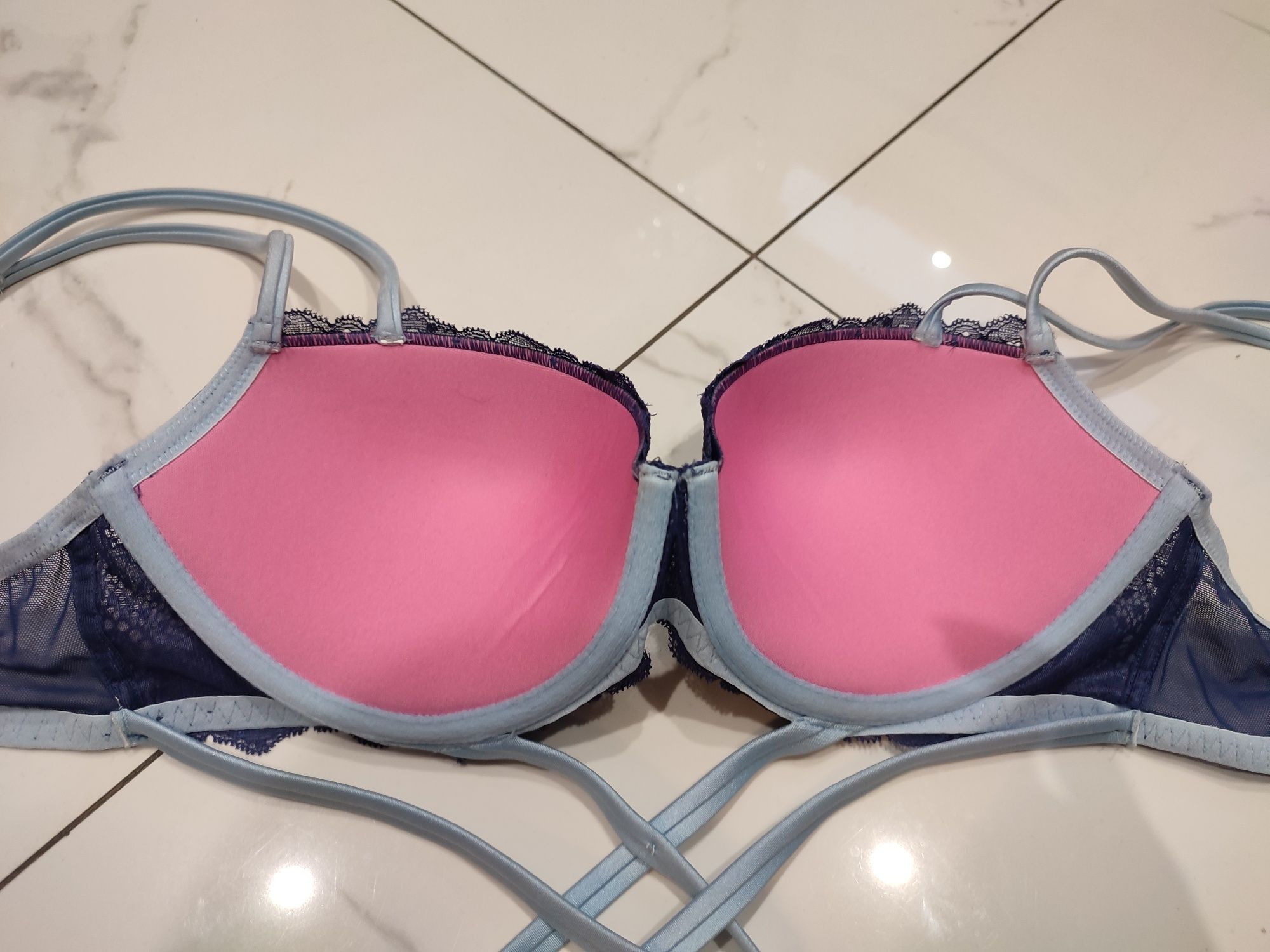 Nowy stanik biustonosz Victoria's Secret Pink 80C