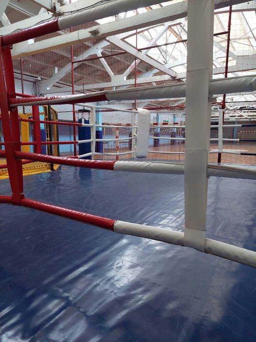 Боксерський ринг