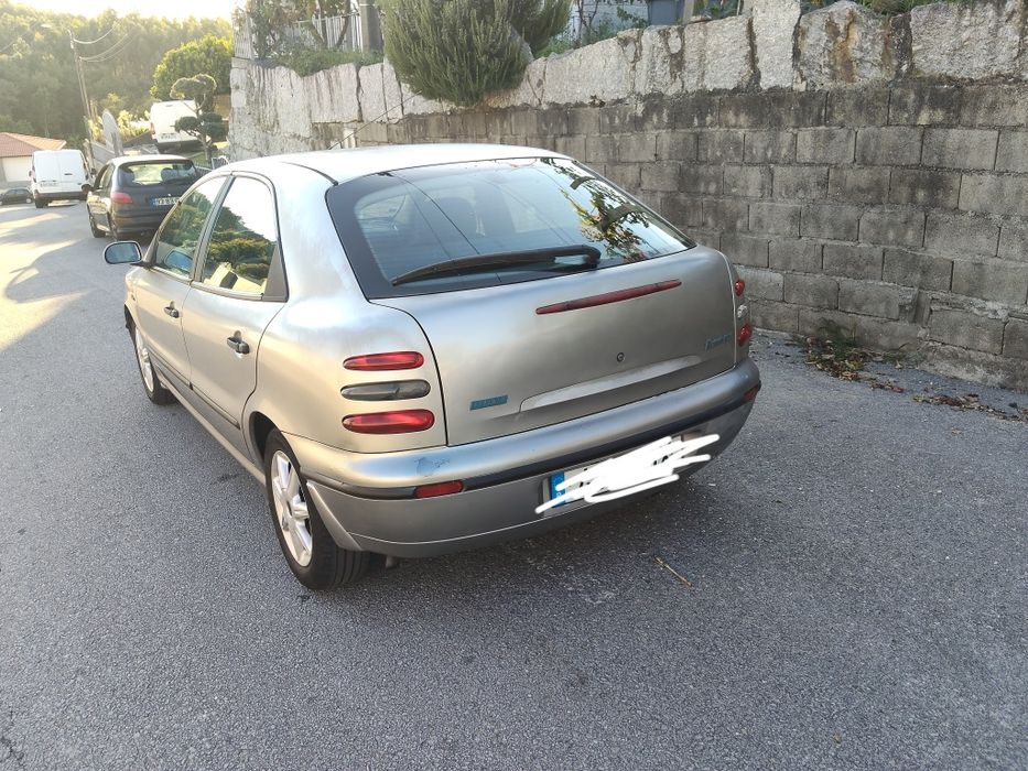 Carro a gasolina baratinho Fiat brava impecável um dono