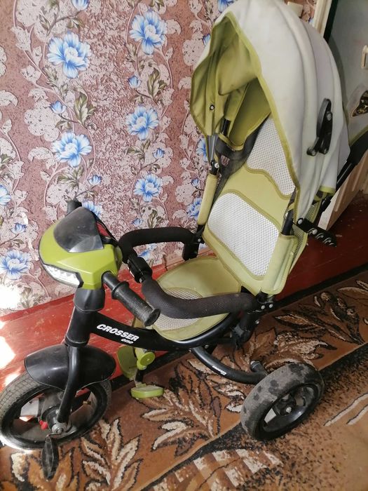 Велосипед 3 колісний, з ручкой.