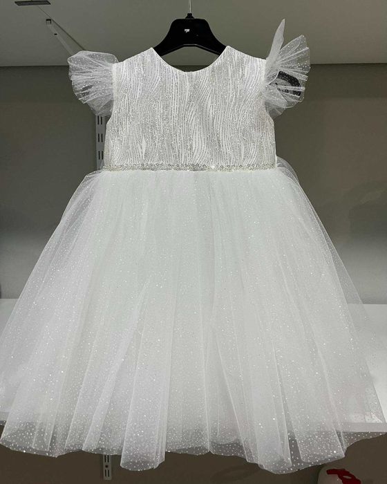 сукня біла ,новий рік,свято ,пишна,сніжинка