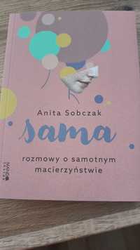 Sama, Anita Sobczak