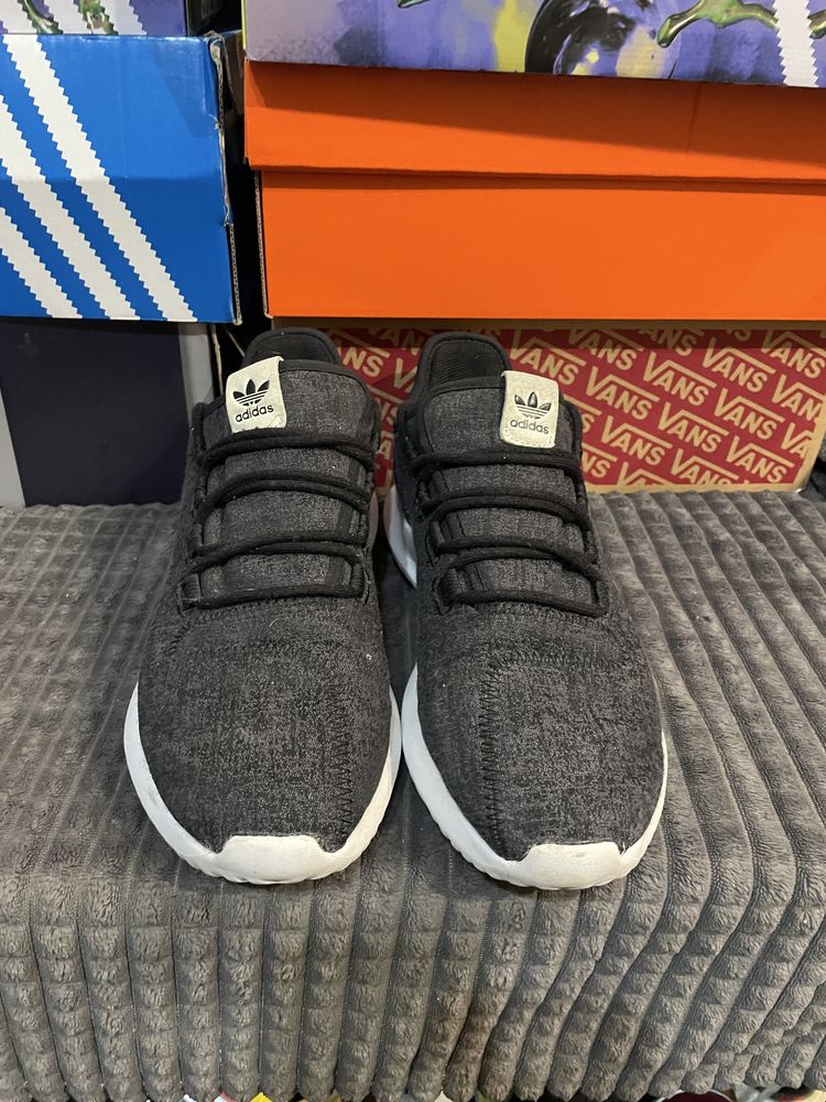 Оригінальні кросівки adidas Turbular Shadow 40(25,5см)