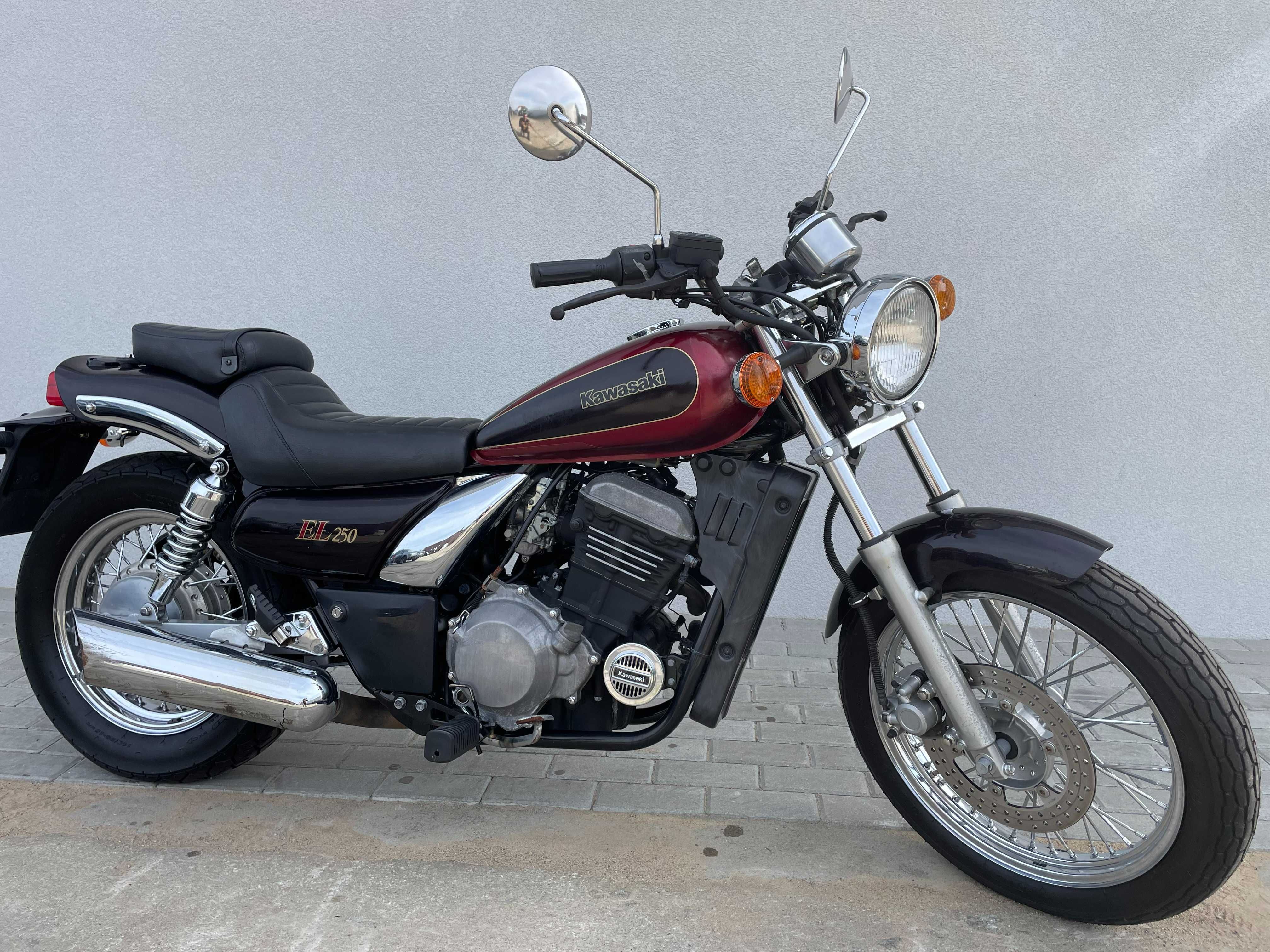 Kawasaki Elimnator 250 cm3 stan BDB