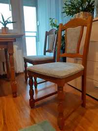 Stół drewniany i 6 drewnianych krzeseł