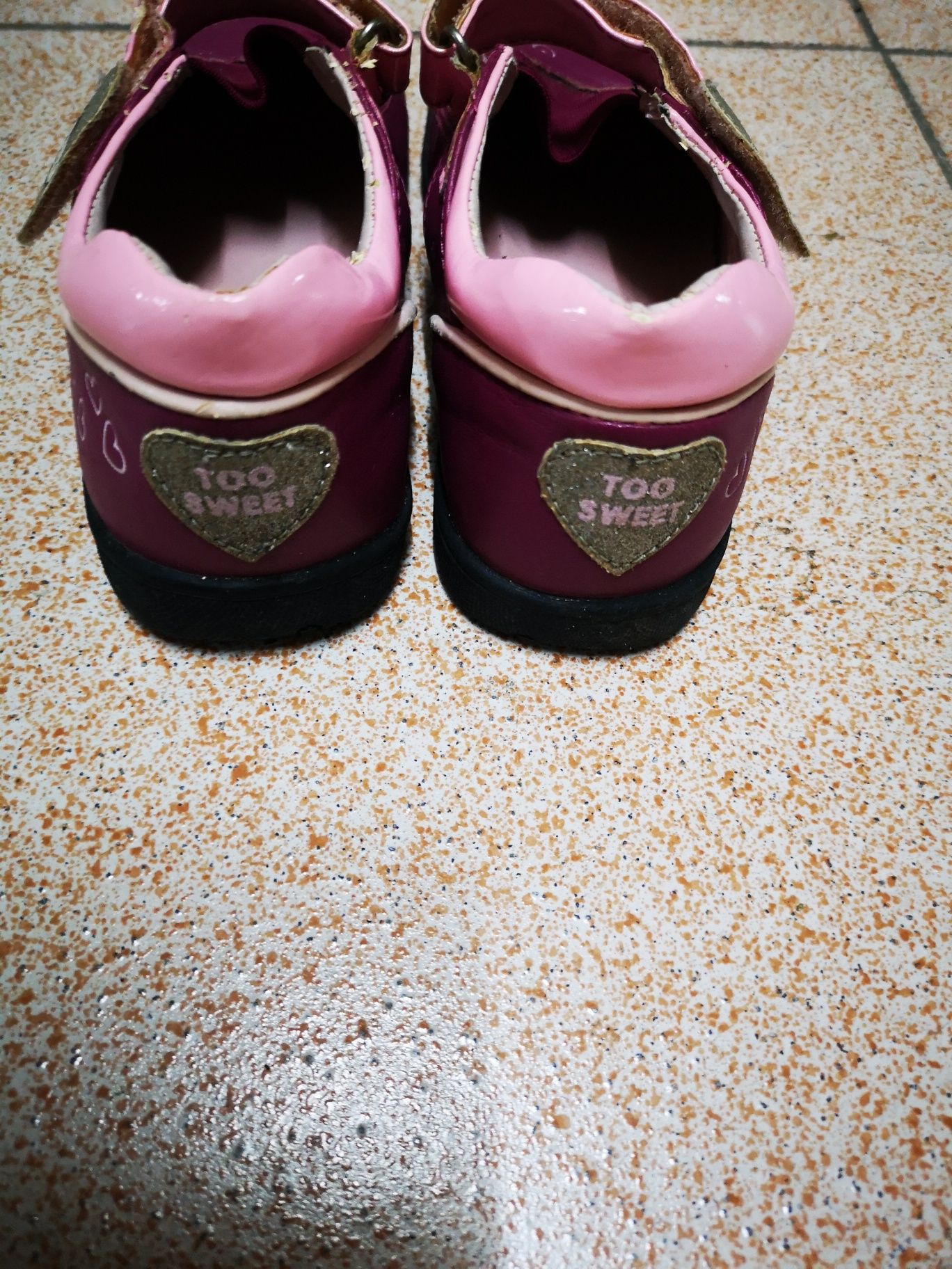 Sapatos / Sapatilhas / Sabrinas da Hello Kitty - N° 32