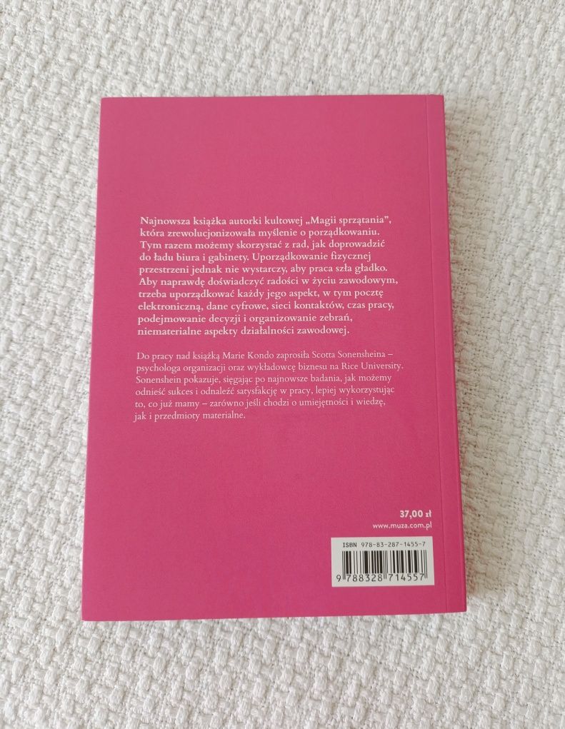 Marie Kondo "Jak czerpać radość z pracy"