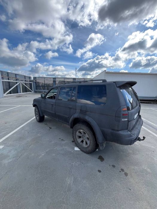 Mitsubishi Pajero Sport 2.5 TDI Снимается с учета!