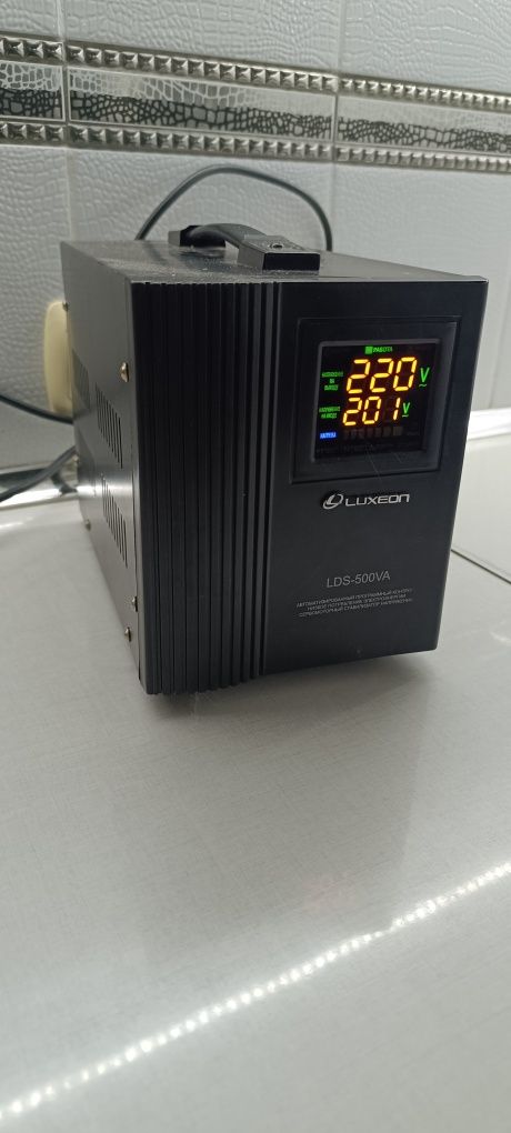 Стабилизатор напряжения с сервоприводом LDS -500VA