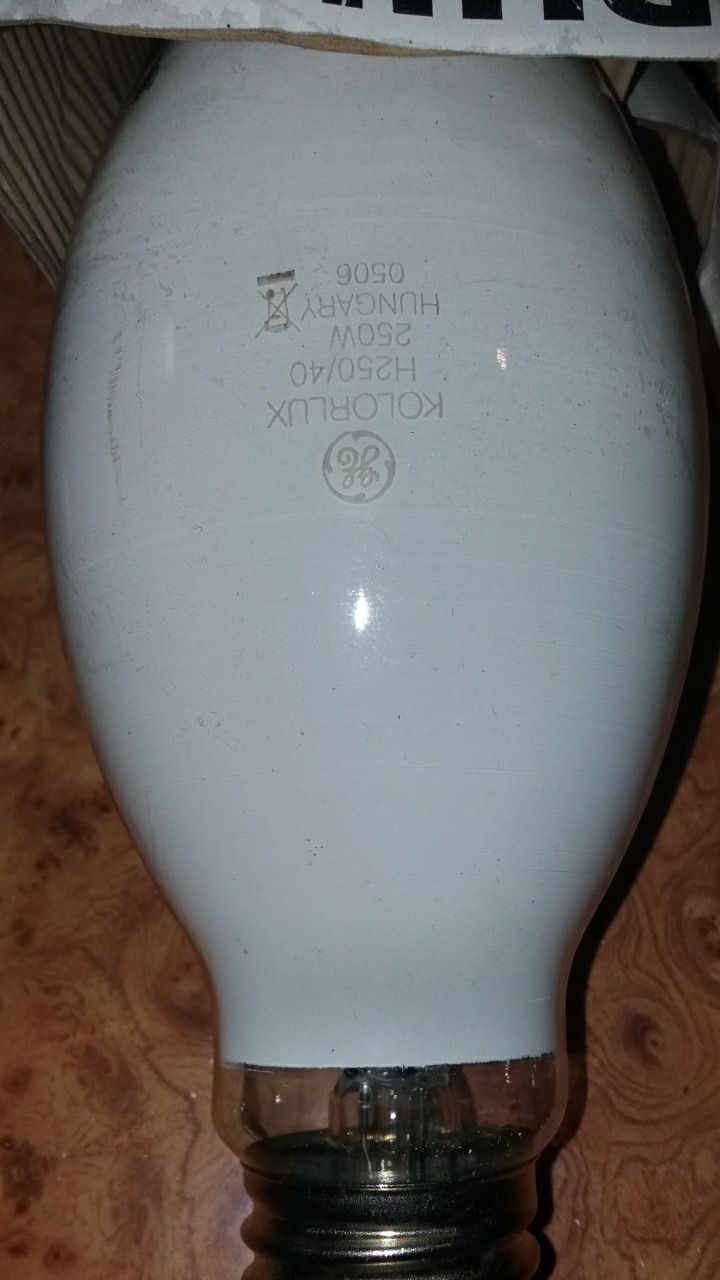 Лампа PHILIPS HPL-N 250W/542E40HG