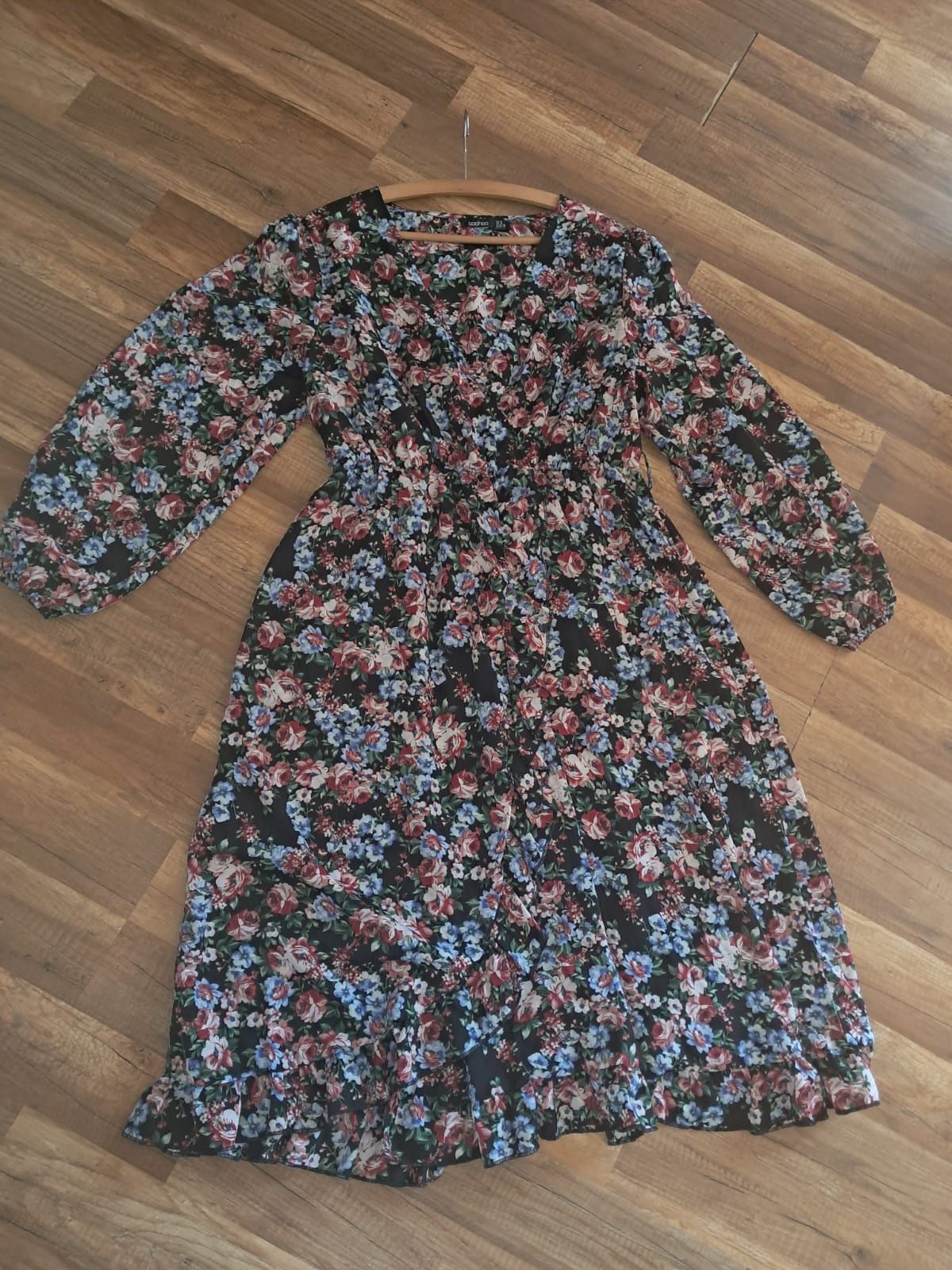 Sukienka midi kwiaty 46 plus size XXL zwiewna duży dekolt