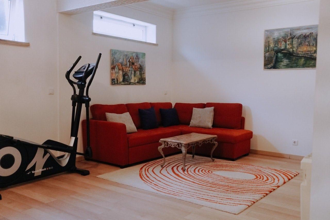 Apartamento T2 com quintal