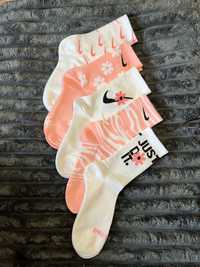 Кольорові шкарпетки Nike