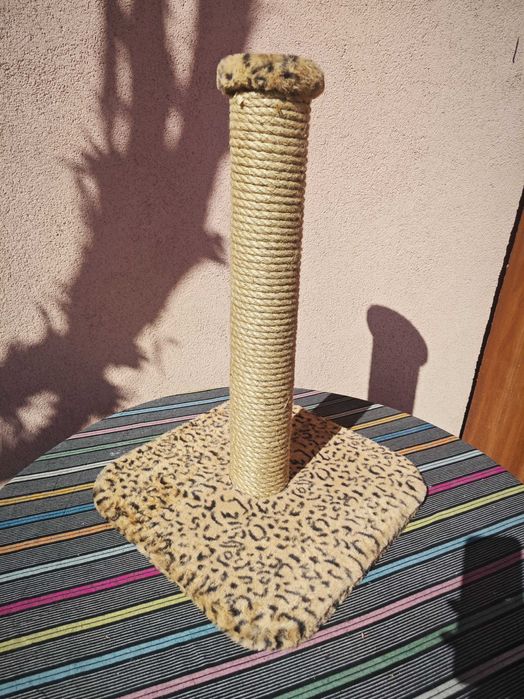 Solidny drapak dla kota "tygrysek" wysoki 56cm ciężki