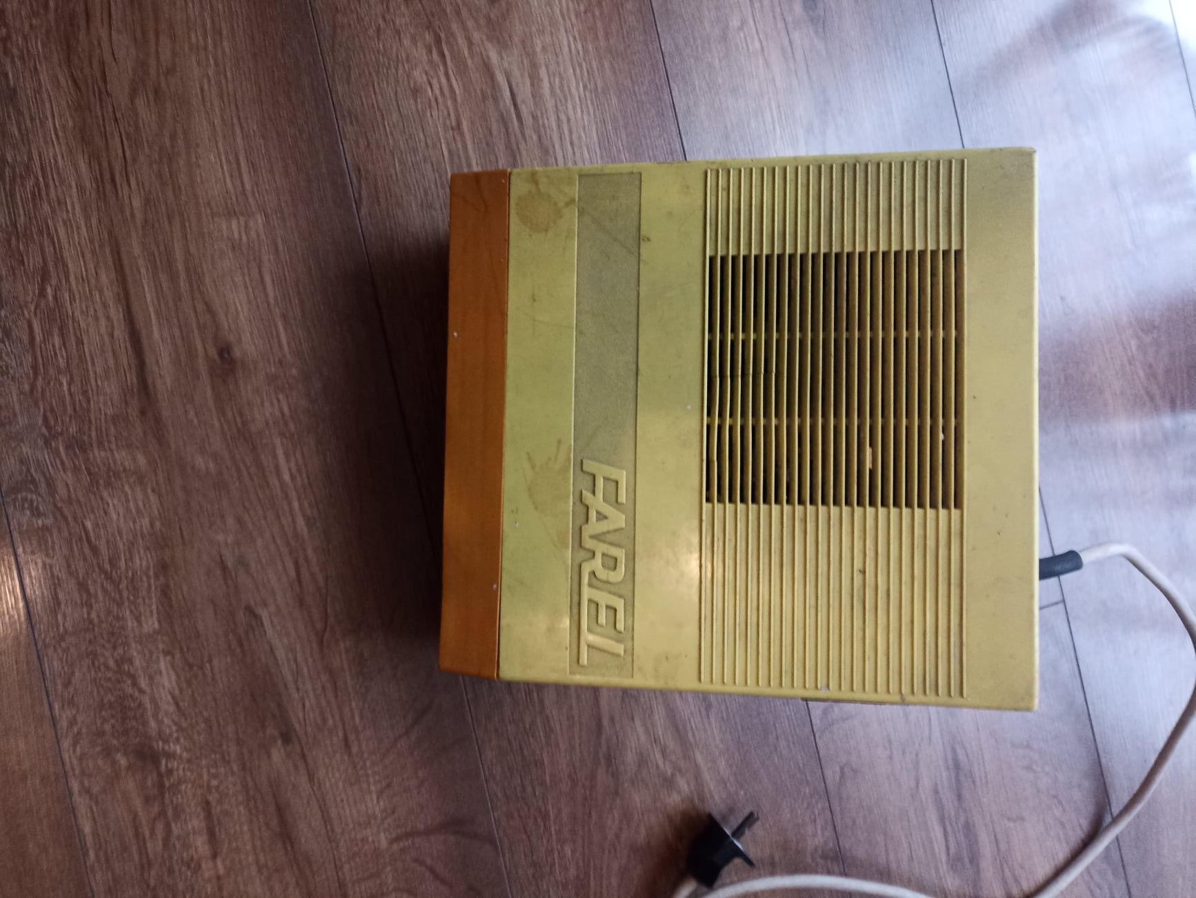 Stara farelka PRL farel retro grzejnik