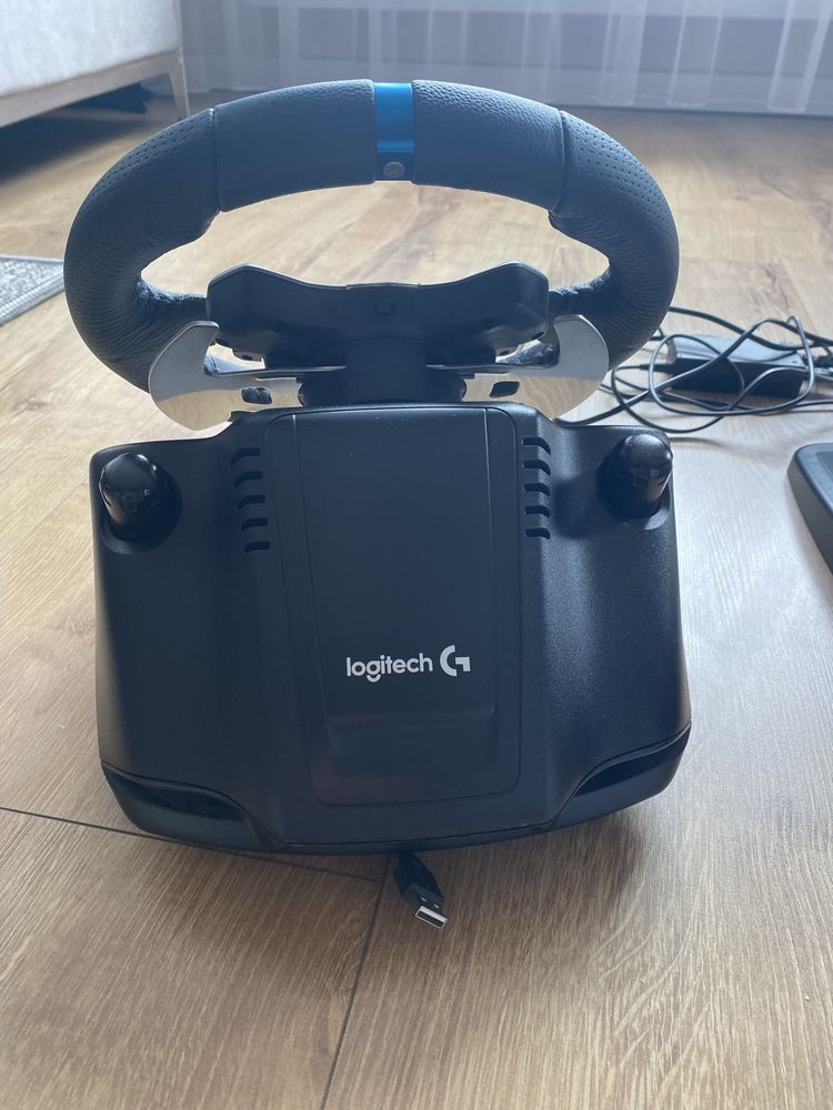 Kierownica Logitech g29